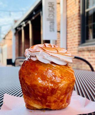 Banana cream pie croissant tower