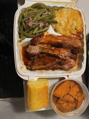 BBQ BBQ Pork Spare Ribs, string beans, Mac & cheese, yams, and cornbread