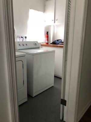 Laundry Room (Before)