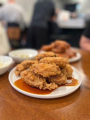 Soy Garlic Furai Chicken Wings - Instagram @friesandchives