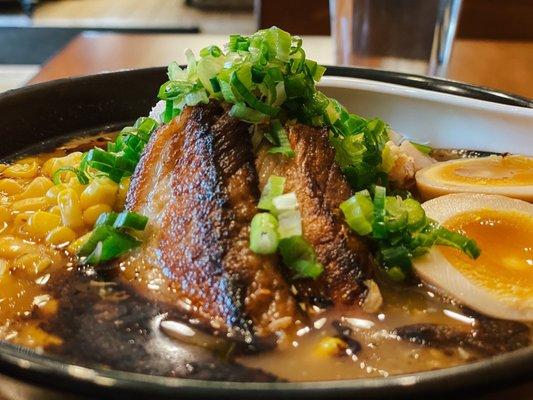 R5. Black Garlic Paitan Ramen