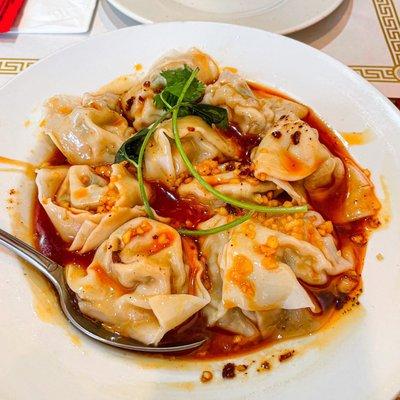 Pork wonton with red sauce