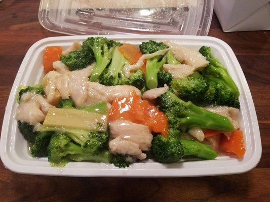 Gluten free chicken and broccoli is delicious!