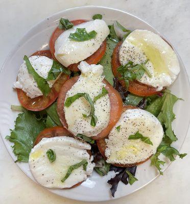 Mozzarella Caprese Salad