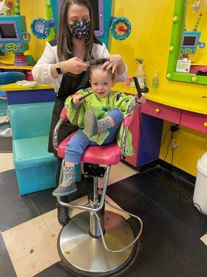 Melissa giving my toddler a perfect trim while he wiggles and moves non-stop