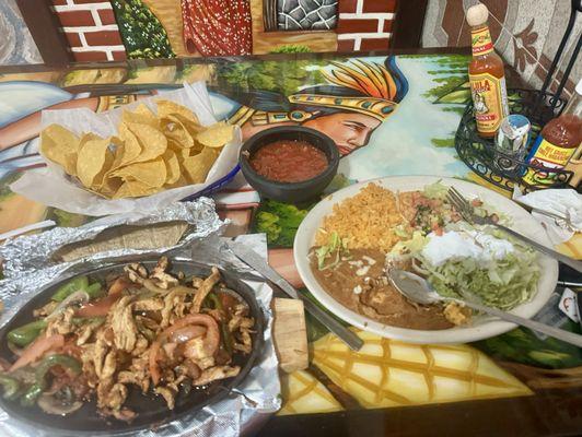 Chicken Fajitas, Rice & Beans