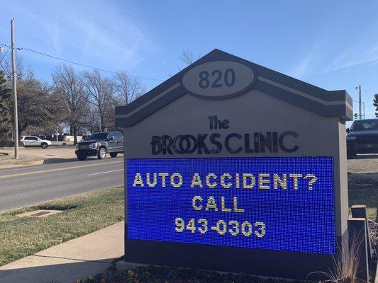 The Brooks Clinic Midtown location - Auto Accident? Call 405-943-0303