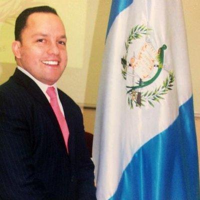 Abogado Y Notario Guatemalteco En Los Angeles Cardona