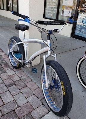 Dropping by to see what Alex's (the shop owner) latest build...a Full Sized Adult BMX Bike