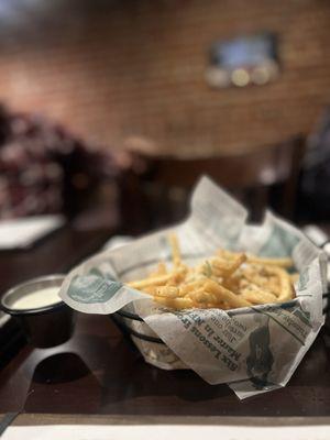 Garlic parm fries