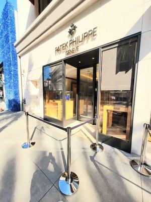 Patek Philippe Boutique - GEARYS Rodeo Drive