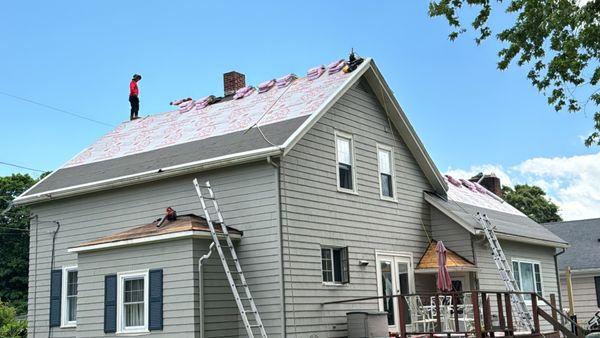 My roof being installed by AVR General Contractors