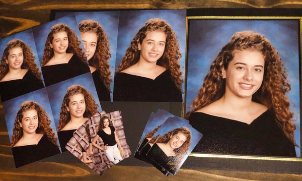 Sophia senior pictures came today!! #StrawbridgeStudioRocks #ClassOf2018