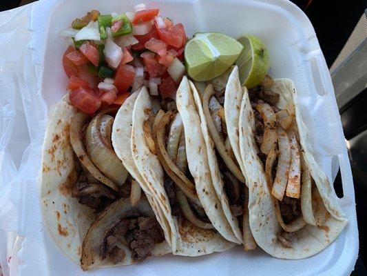 A la carte tacos de asada.