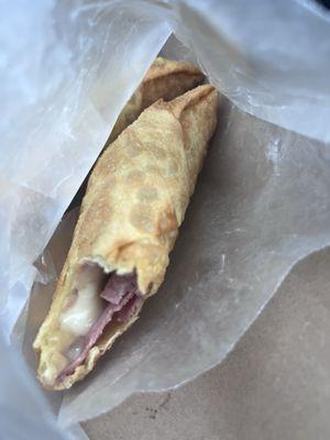 Cornbeef egg roll