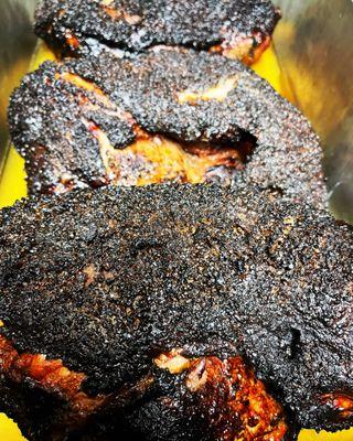 Smoked pork butt for pulled pork aka kalua. An incredible bark, smoky, fatty satisfying goodness.