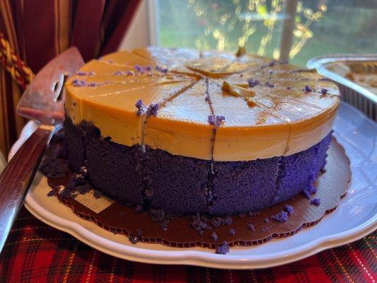 Ube flan