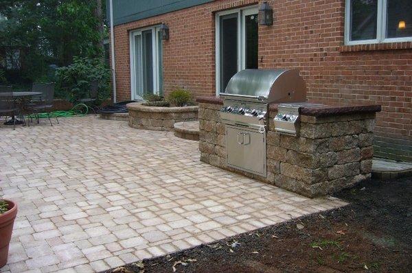 Outdoor Patios and Kitchens