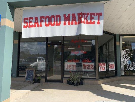 New seafood market in Sebastian with local seafood