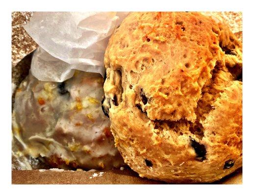 Scones! One of The Best! Huge! 3/11$. Great Harvest Bread ! Evenston IL .Great Fresh Bread Sandwiches Paninis Scones & Muffins etc. Cool!