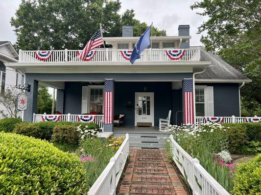 The front porch -- great for enjoying a morning coffee or an evening glass of wine!