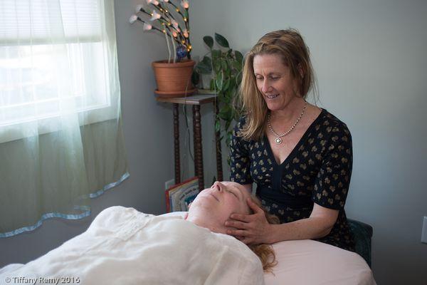 Balancing the nervous system with a Craniosacral Treatment.