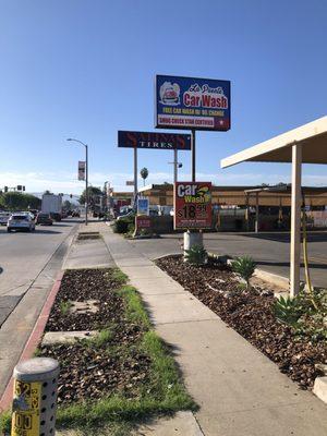 La Puente Carwash