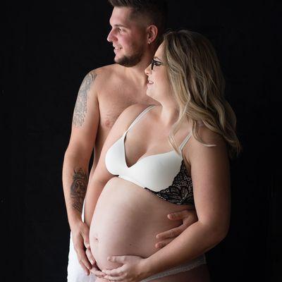 Maternity couples photoshoot. Salem, Ma