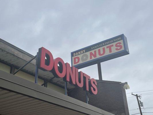 Dandy Donuts