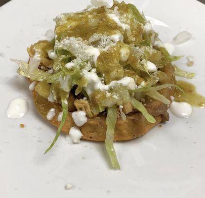 Sope de pollo