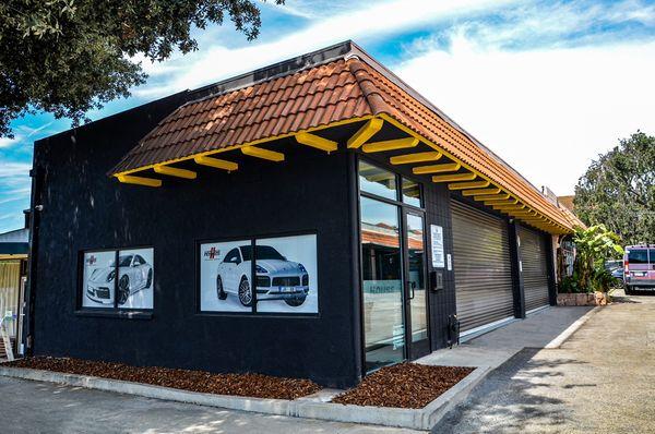 HOUSE Automotive - Porsche cars only. New independent Porsche service center