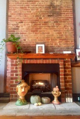 Relaxing in the Foreroom with a cup of tisane by the fireplace.