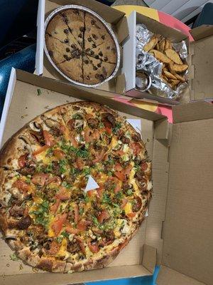 Garlic combo, moes joes, cookie pie