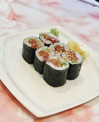 Negi tuna toro maki (seasonal)