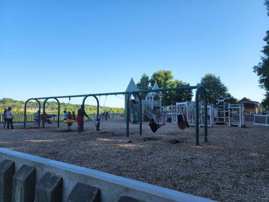 Huge play area for the kids