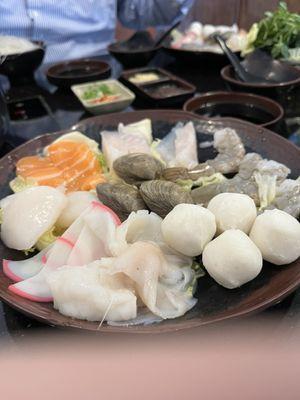 Seafood platter for hot pot