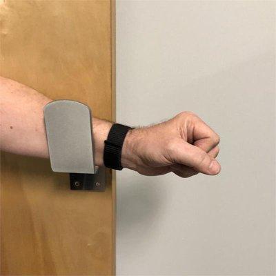 Need Hands-Free door opening options for your business? Common doors, rest rooms, conference rooms, etc. 
 Automatic or manual. 410-730-4882