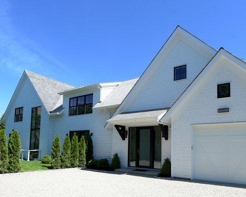 Custom home builders in East Hamptons. Plum Builders Inc. and The Modern Barn®