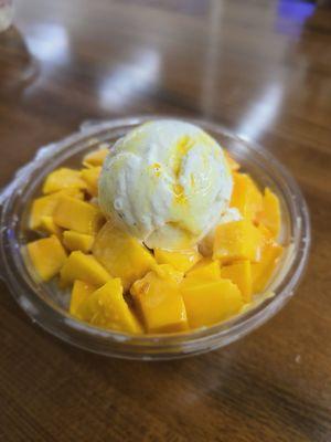 mango bingsu