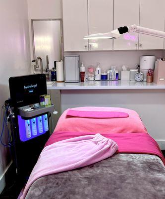 Hydrafacial