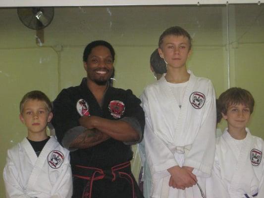 Sifu Eric with the Junior Class after their first promotion! Congratulations!