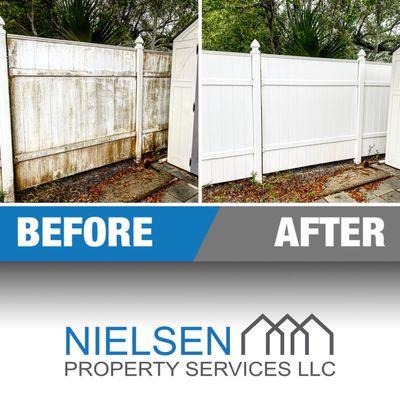 Vinyl Fence Washing In Navarre, Florida