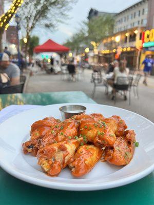 Spicy wings