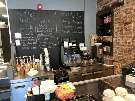 Melo's offers a variety of coffees and smoothies alongside baked goods, sandwiches, and more!