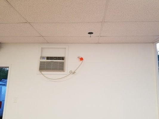 Drop ceiling circuit