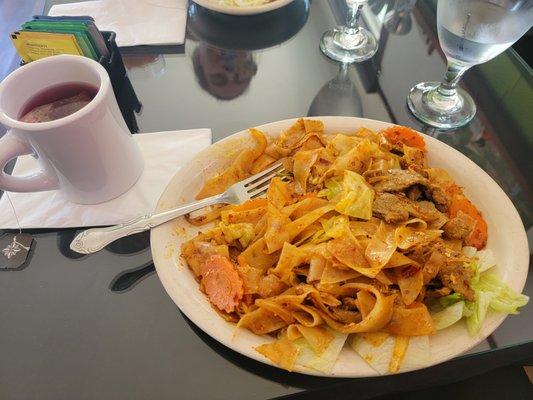 Drunken Noodle with Beef... over a bed of lettuce? Odd choice.