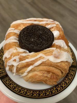 Oreo Croissant