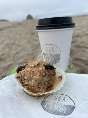 Blackberry muffin on the beach :)