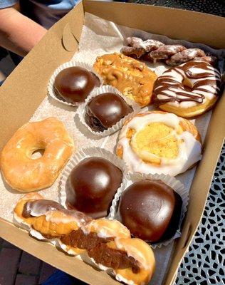 Donuts. Cheese danish, a delicious pastry with nuts and carmel - I don't know what they are called; and 4 fudgies!