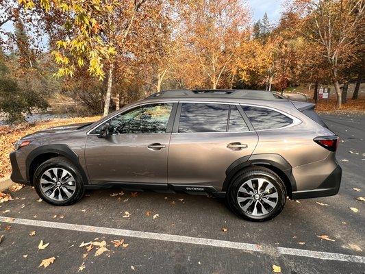 2024 Suburu Outback Limited in Brilliant Bronze